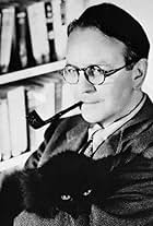 Photo of Raymond Chandler